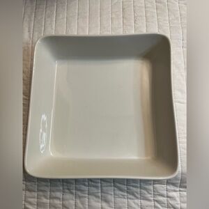 10 STRAWBERRY STREET LARGE SERVING BOWL